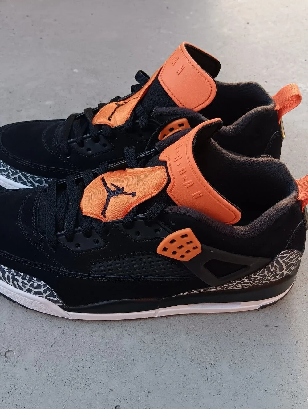 NIKE AIR JORDAN  Spizike Low Black  'Halloween'  FQ1759-008 Sneakers Mens SZ 11